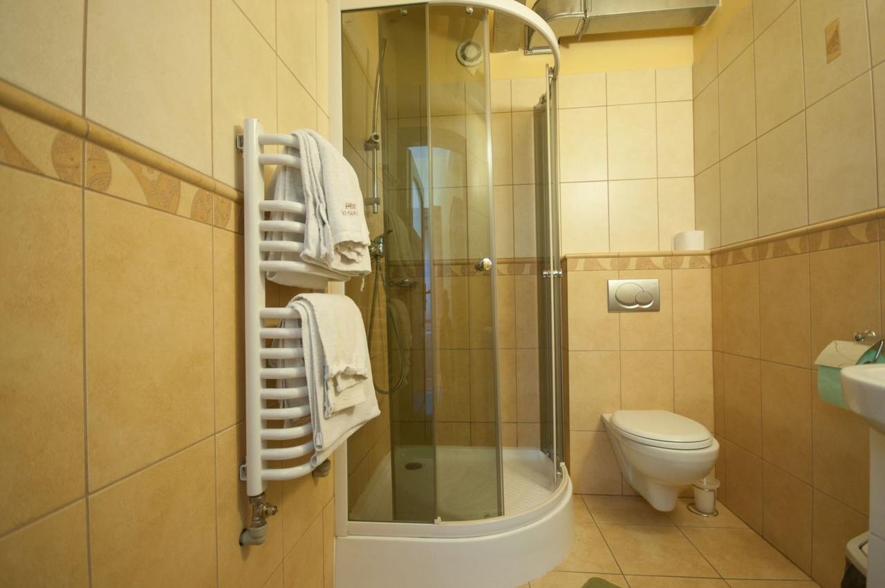 Hotel Restauracja Pod Parowozem Ostrowiec Świętokrzyski Dış mekan fotoğraf