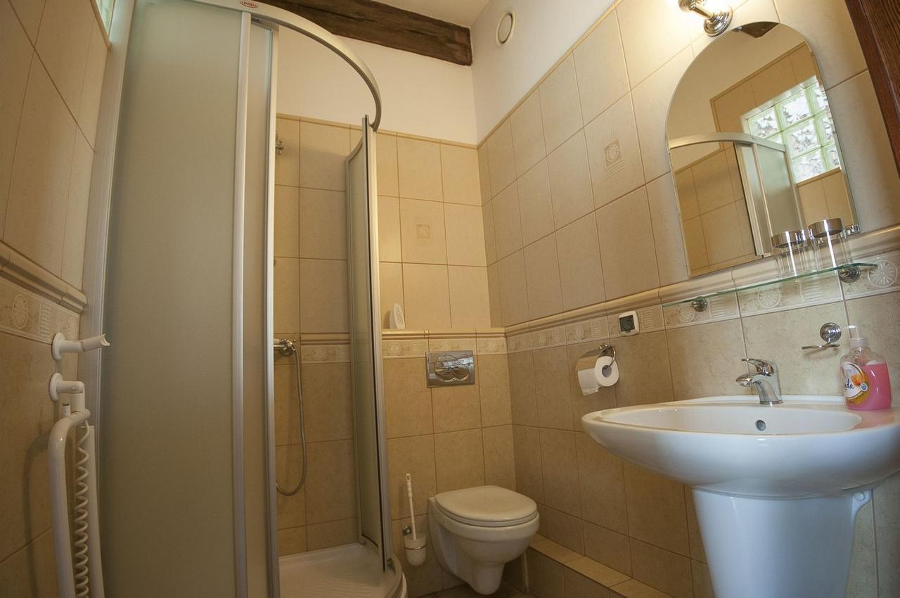 Hotel Restauracja Pod Parowozem Ostrowiec Świętokrzyski Dış mekan fotoğraf