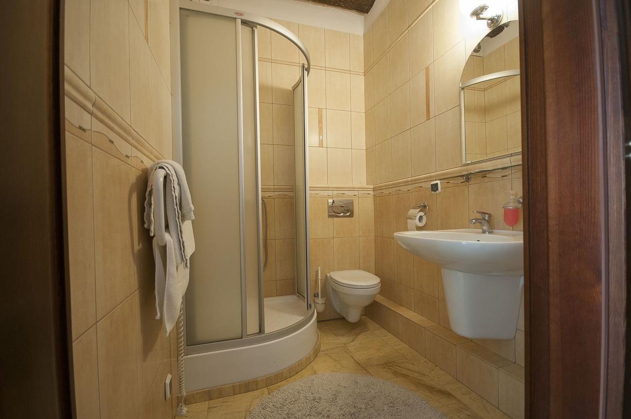 Hotel Restauracja Pod Parowozem Ostrowiec Świętokrzyski Dış mekan fotoğraf